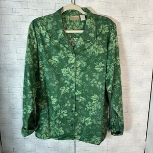 Liz Claiborne women’s button up blouse green floral cottagecore romantic TradMom